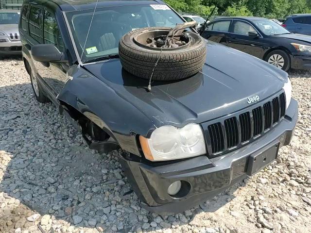 2005 Jeep Grand Cherokee - Image 11