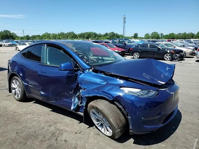 2022 Tesla Model Y VIN: 7SAYGDEE1NF428472 Lot: 60268334