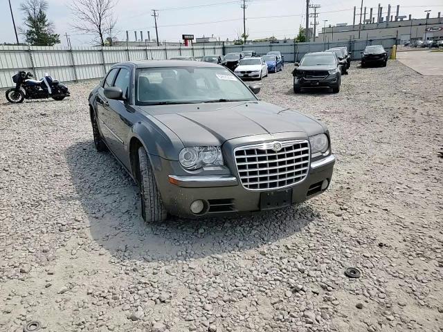 2008 Chrysler 300 Limited VIN: 2C3KA33GX8H120335 Lot: 62623294