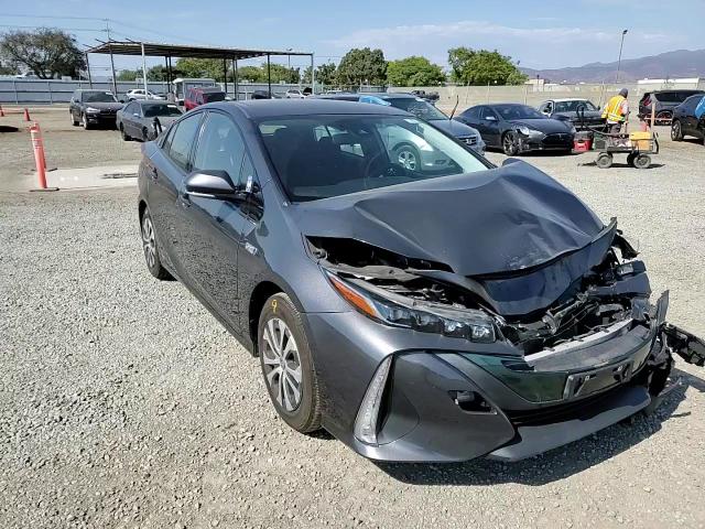 2020 Toyota Prius Prime Le VIN: JTDKARFP5L3128946 Lot: 62739384