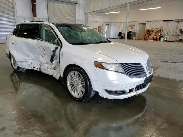 2013 Lincoln Mkt VIN: 2LMHJ5ATXDBL52321 Lot: 62340674