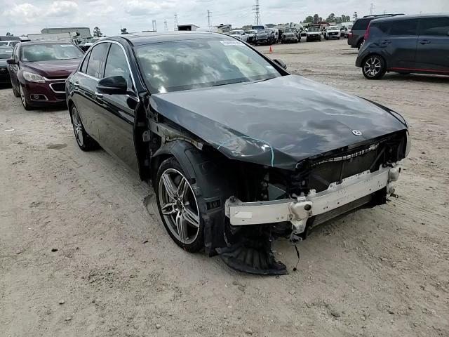 WDDZF4JB8KA587807 2019 Mercedes-Benz E 300