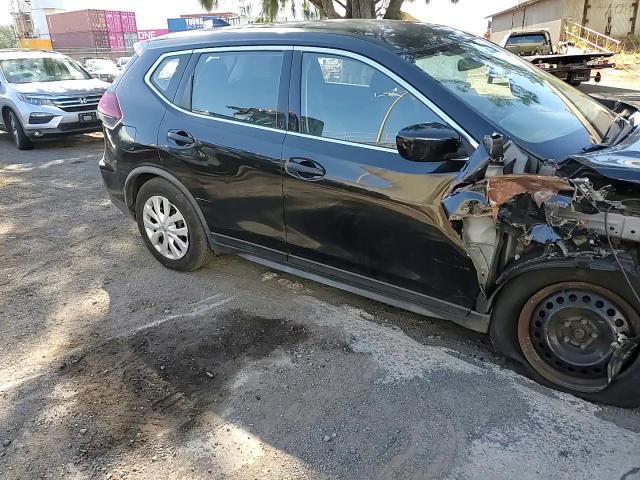 2018 Nissan Rogue S VIN: JN8AT2MT3JW465712 Lot: 63863264