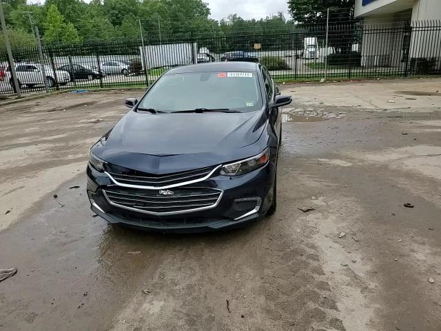 2016 Chevrolet Malibu - Image 11
