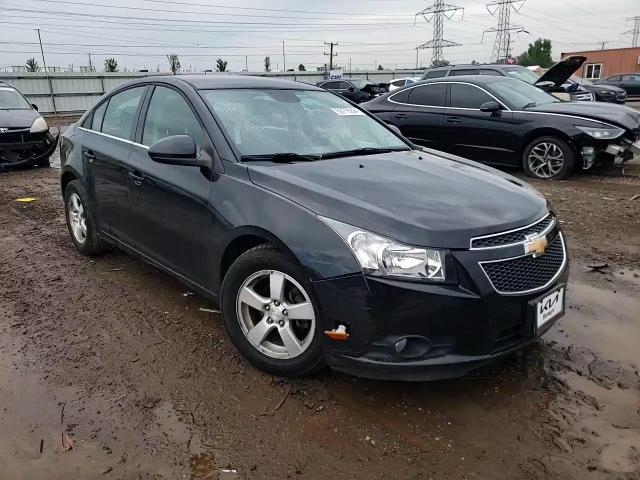 2012 Chevrolet Cruze - Image 10