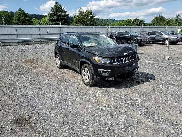 2018 Jeep Compass Latitude VIN: 3C4NJDBB8JT239244 Lot: 64956044