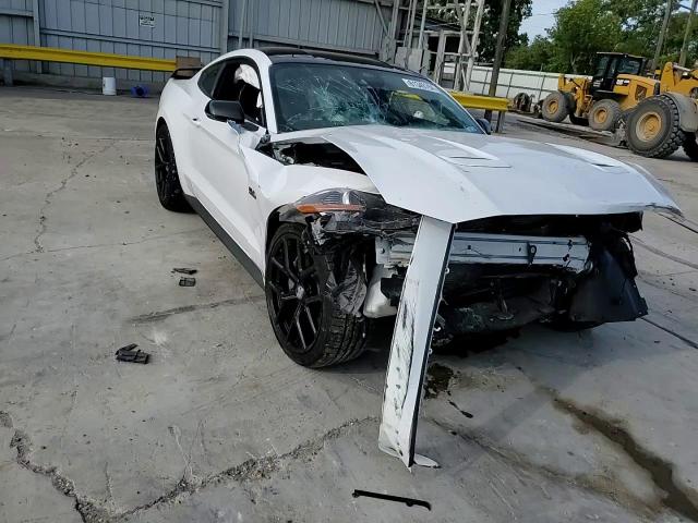 2022 Ford Mustang - Image 11