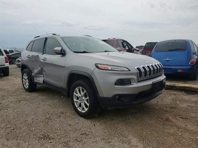 2015 Jeep Cherokee Latitude VIN: 1C4PJMCS4FW642288 Lot: 65397104