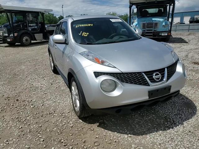 2013 Nissan Juke S VIN: JN8AF5MR9DT221985 Lot: 61980684