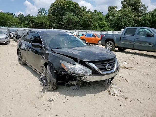 2016 Nissan Altima - Image 11