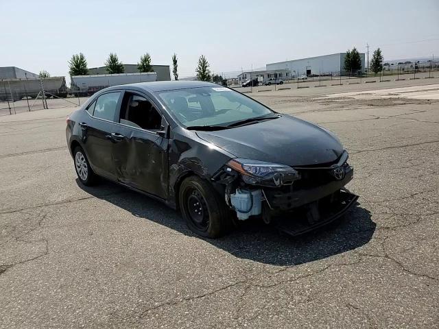 2018 Toyota Corolla L VIN: 5YFBURHE7JP815708 Lot: 62944224