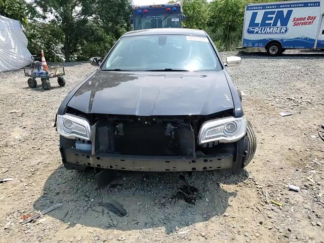 2C3CCAKG7KH569886 2019 Chrysler 300 Limited