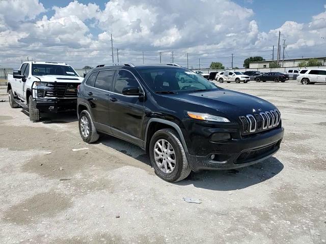 2015 Jeep Cherokee Latitude VIN: 1C4PJMCS8FW758898 Lot: 61949814