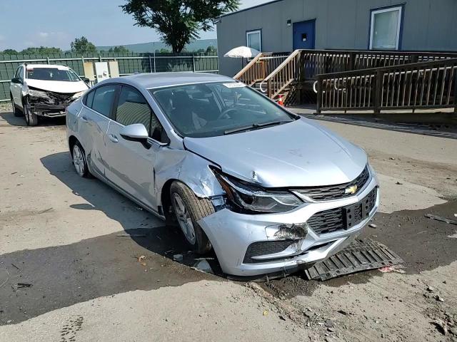 2017 Chevrolet Cruze Lt VIN: 1G1BE5SM8H7144236 Lot: 62858034