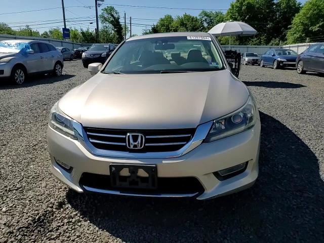 2013 Honda Accord Exl VIN: 1HGCR3F84DA035689 Lot: 61397004