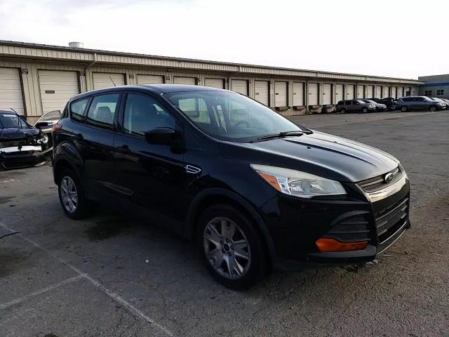 2013 Ford Escape S VIN: 1FMCU0F76DUA98113 Lot: 63109534