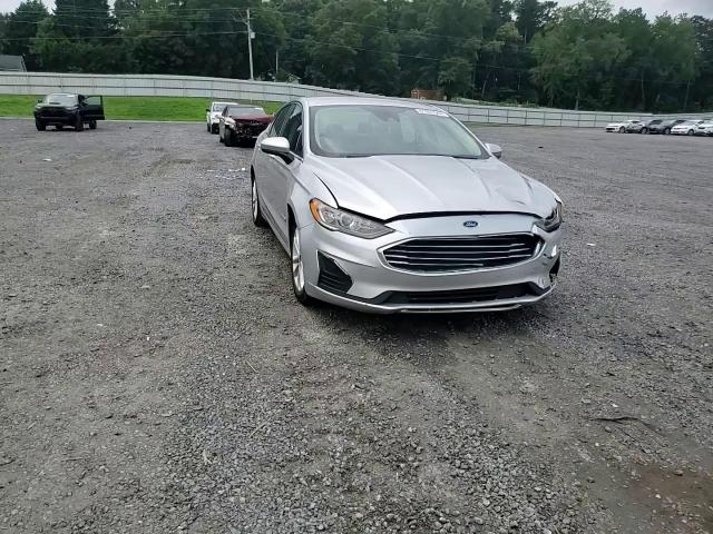 2019 Ford Fusion Se VIN: 3FA6P0LU9KR121784 Lot: 61991644