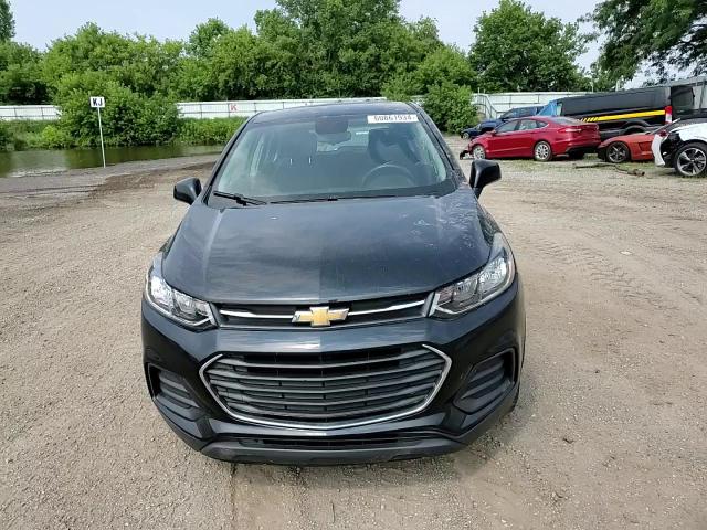 2018 Chevrolet Trax Ls VIN: 3GNCJNSB8JL168275 Lot: 60861934