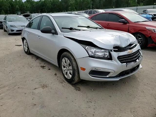 2016 Chevrolet Cruze - Image 11
