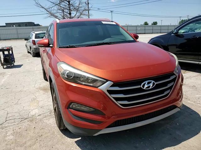 KM8J33A2XHU323713 2017 Hyundai Tucson Limited