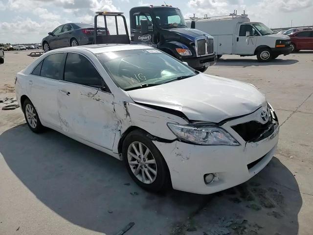 4T1BF3EK3BU715686 2011 Toyota Camry Base