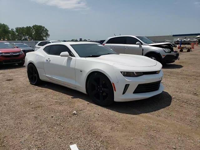 2017 Chevrolet Camaro Ls VIN: 1G1FA1RS4H0121054 Lot: 61727014