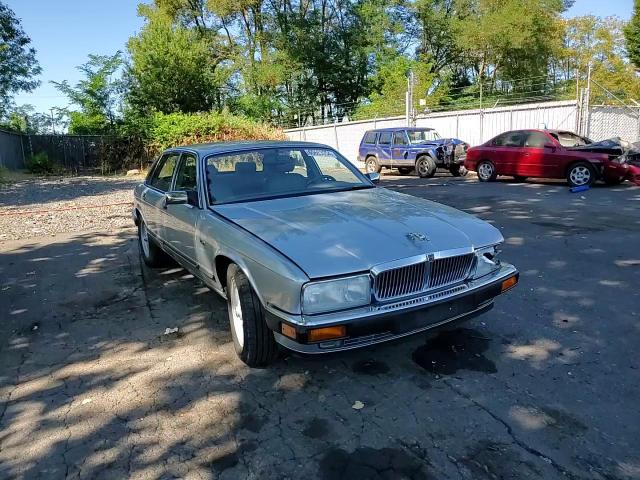1994 Jaguar Xj6 VIN: SAJHX1741RC698208 Lot: 65683054