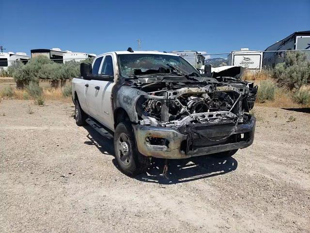 2019 RAM 3500 - Image 11