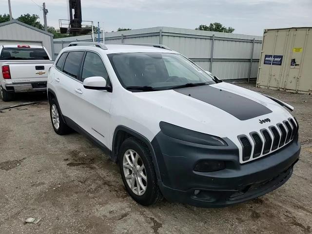 2015 Jeep Cherokee Latitude VIN: 1C4PJLCS8FW643034 Lot: 63532054