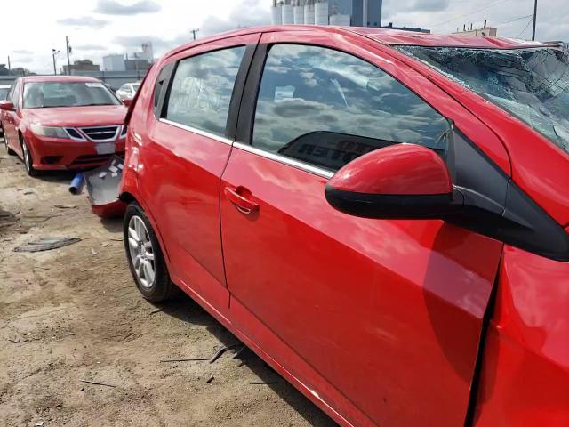 1G1JC6SH8F4162082 2015 Chevrolet Sonic Lt