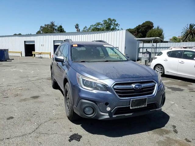 2018 Subaru Outback 2.5I Premium VIN: 4S4BSACC6J3238025 Lot: 60767264