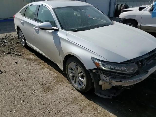 1HGCV1F10JA208218 2018 Honda Accord Lx