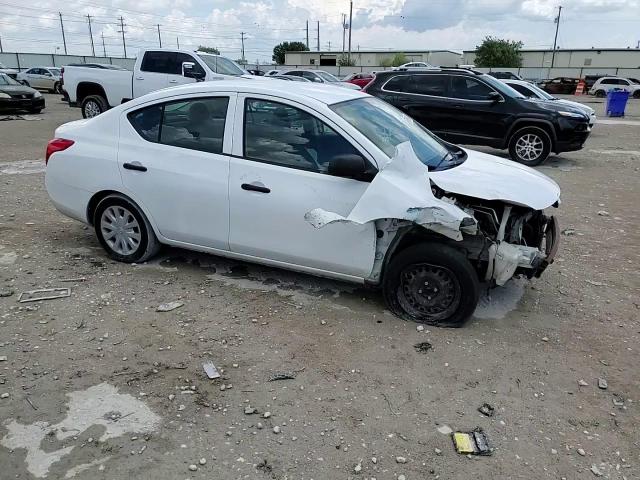 2014 Nissan Versa S VIN: 3N1CN7AP5EL858533 Lot: 63669934