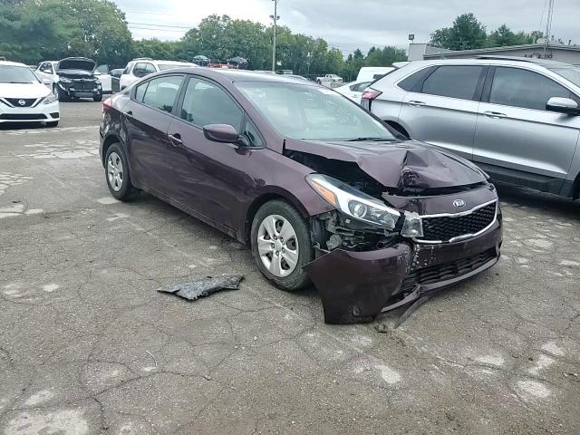 3KPFK4A73JE239185 2018 Kia Forte Lx