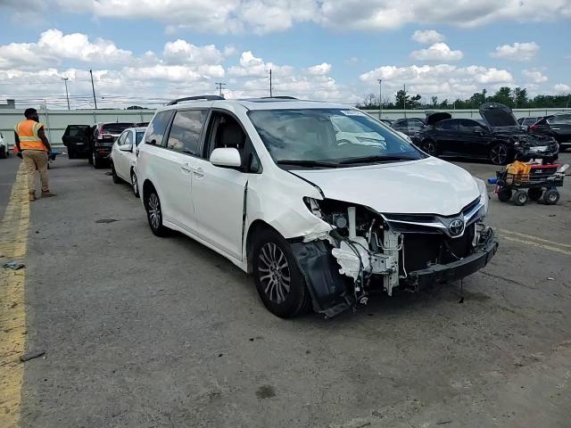 2018 Toyota Sienna Xle VIN: 5TDYZ3DC9JS955408 Lot: 62601274