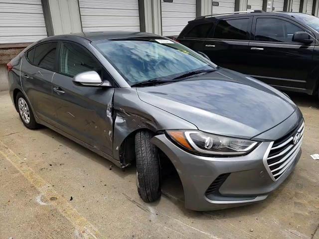 KMHD74LFXHU394675 2017 Hyundai Elantra Se