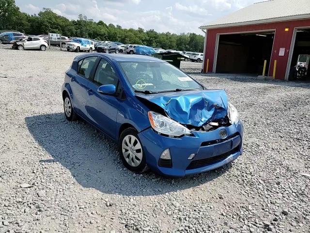 JTDKDTB31E1085650 2014 Toyota Prius C