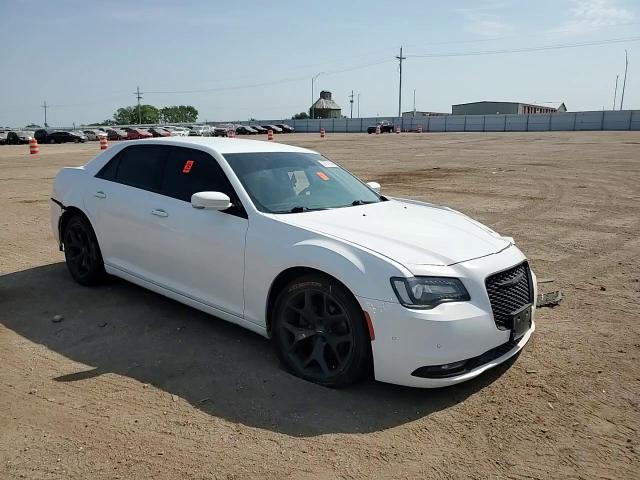 2021 Chrysler 300 S VIN: 2C3CCABGXMH532897 Lot: 65572594