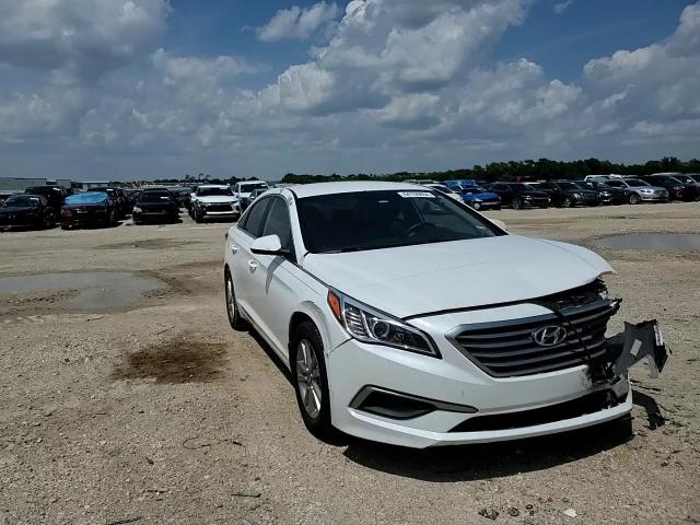 2016 Hyundai Sonata Se VIN: 5NPE24AF4GH380404 Lot: 64159654