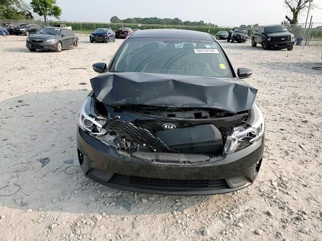 2017 Kia Forte Lx VIN: KNAFK5A88H5697385 Lot: 64318124