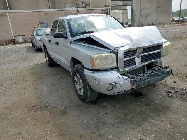 2006 Dodge Dakota Quad Slt VIN: 1D7HW48N26S690703 Lot: 64383844