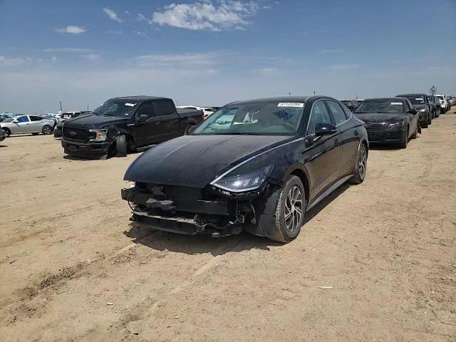 2021 Hyundai Sonata - Image 12