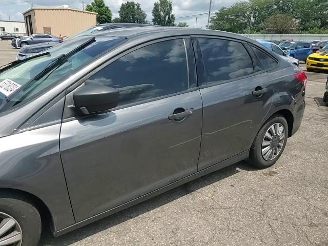 2017 Ford Focus S VIN: 1FADP3E29HL235179 Lot: 65318024