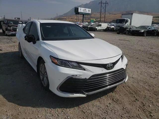 2022 Toyota Camry Le VIN: 4T1C11AK7NU060918 Lot: 64316394