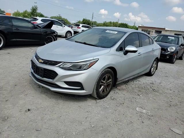 2017 Chevrolet Cruze - Image 10