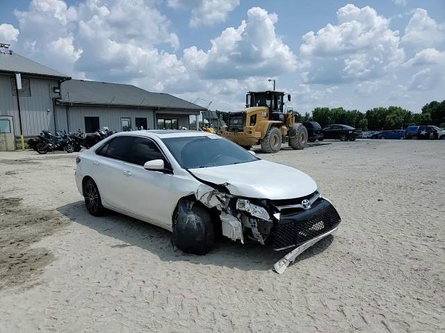 2016 Toyota Camry Le VIN: 4T1BF1FK0GU174638 Lot: 63412904