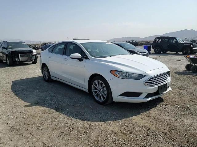 3FA6P0LU6HR385618 2017 Ford Fusion Se Hybrid