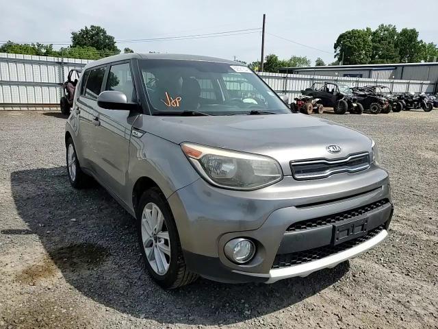 2019 Kia Soul + VIN: KNDJP3A5XK7636110 Lot: 62591354