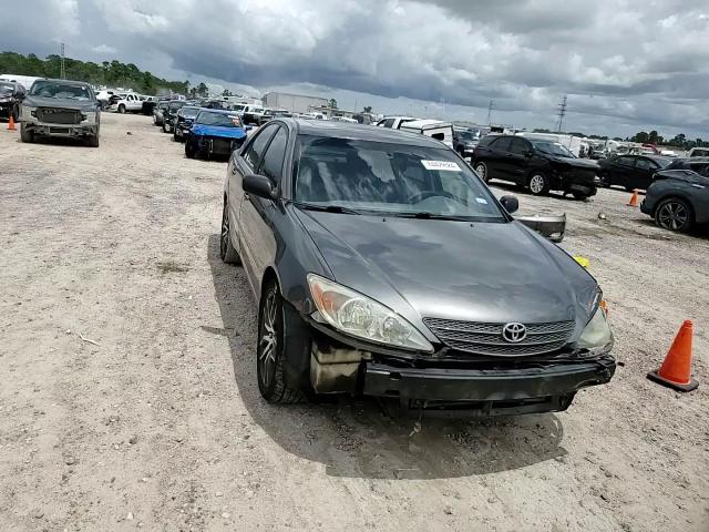 2003 Toyota Camry Le VIN: 4T1BF32K33U563012 Lot: 64429584