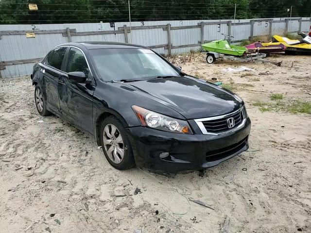 2009 Honda Accord - Image 11